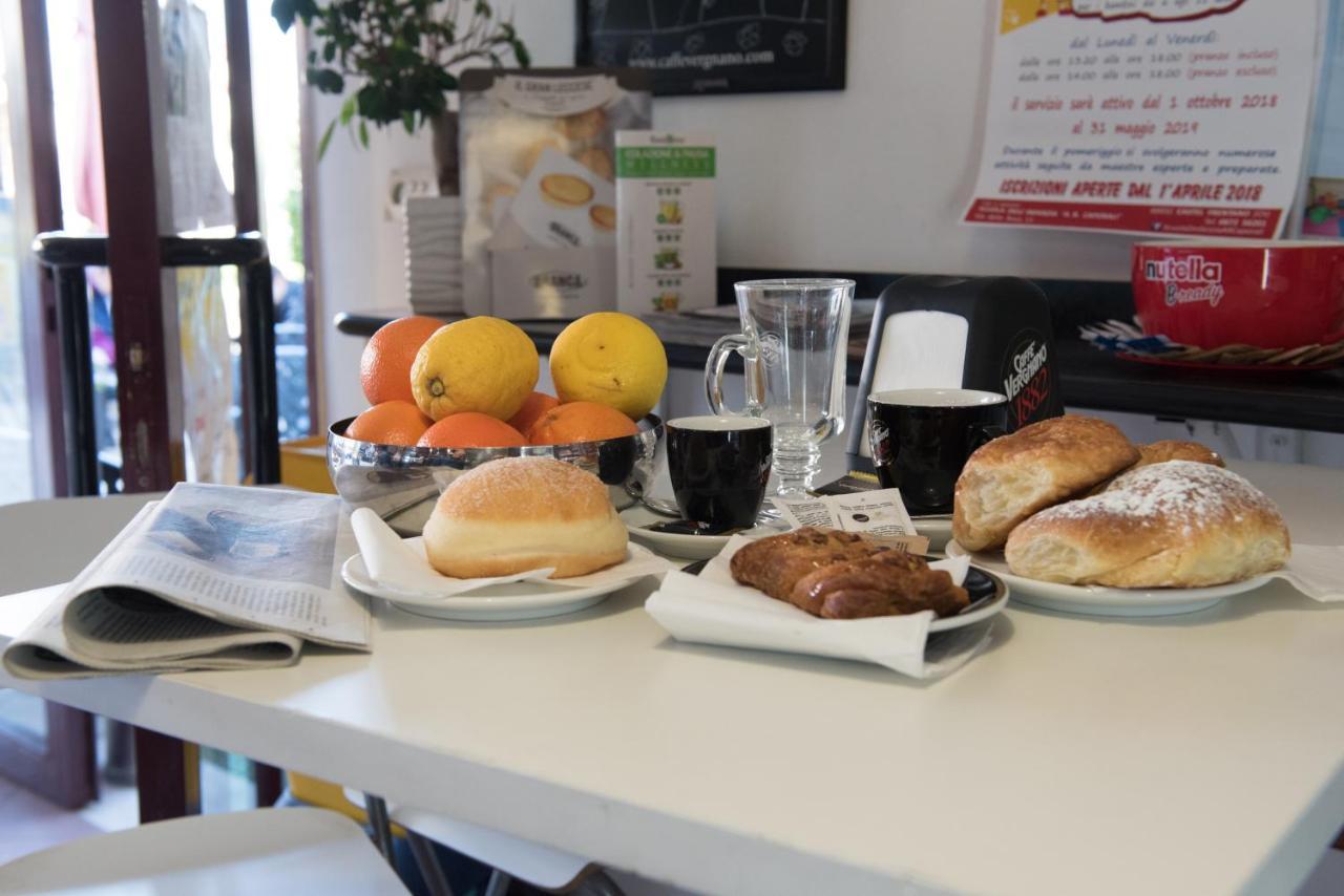 ランチャーノ Via Del Mare Bed & Breakfast エクステリア 写真