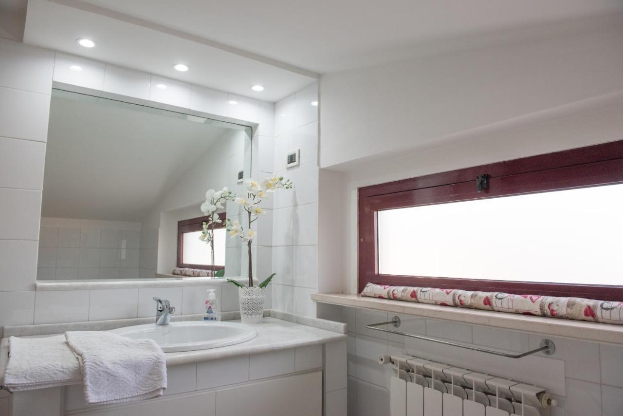 ランチャーノ Via Del Mare Bed & Breakfast エクステリア 写真