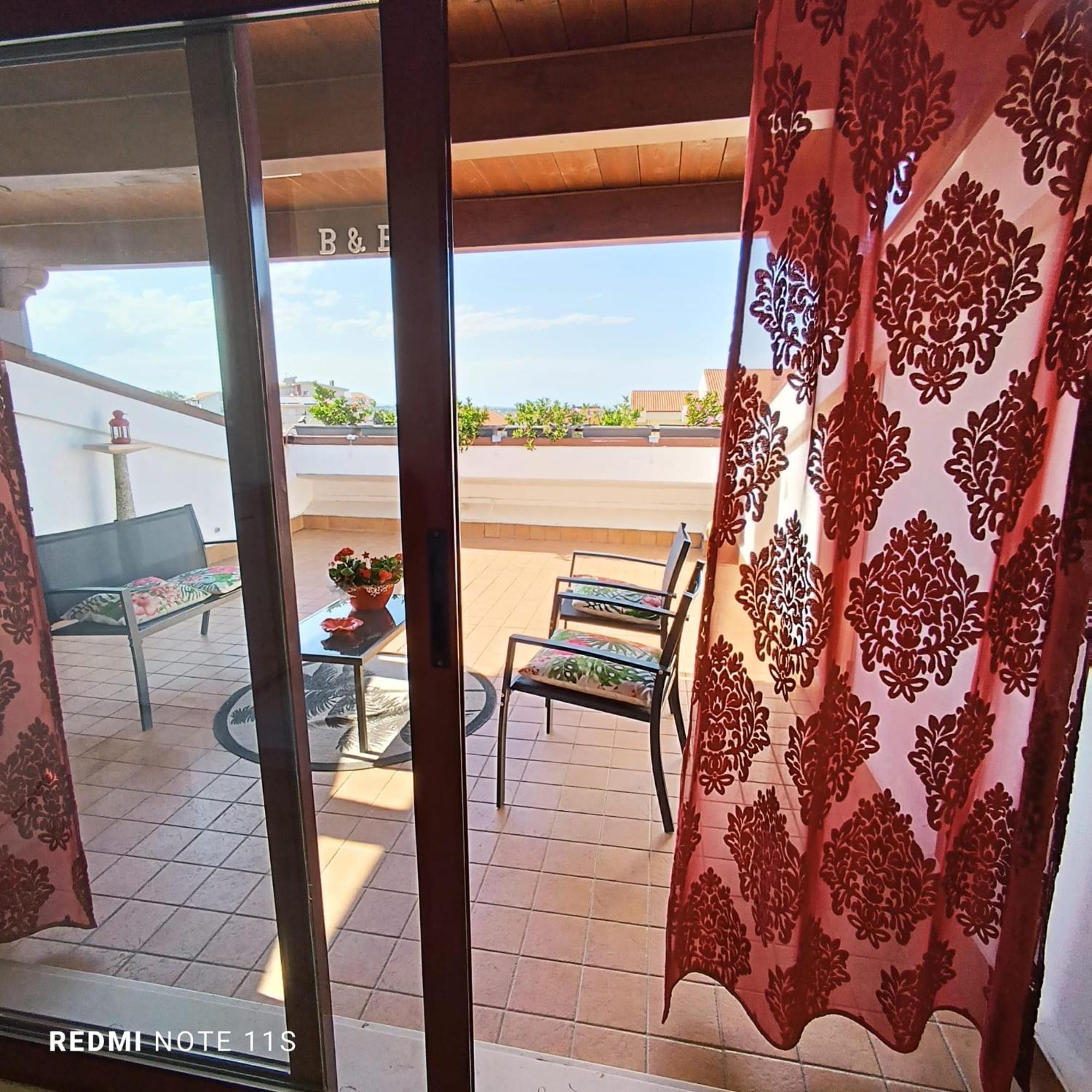 ランチャーノ Via Del Mare Bed & Breakfast エクステリア 写真